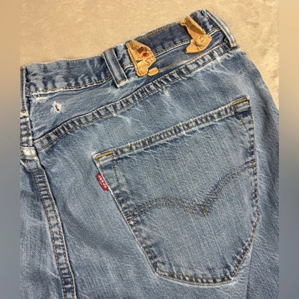 Levi’s Men’s 501 Original Fit Button Fly 100% Cotton Worn In Blue Jeans Size 38